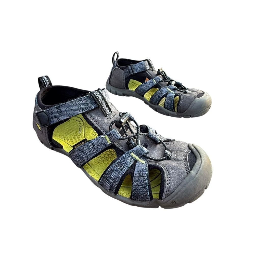 Keen Outdoor Sport Sandals size 3 EU 35
